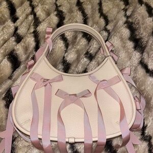 Real pink bow coachtopia ergo bag 🎀